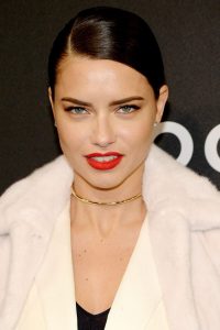 Wear Bold Lipstick Like the Celebs Do! –Guide to Wear Bold Lipsticks