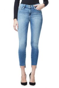 Must-have Jeans and Shorts from Khloe Kardashian’s Good American