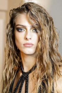 Hairstyles for Long Hair; A Fashion-Forward New Look