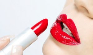 How to Apply Lipstick like A Pro?