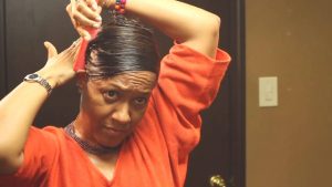 4 Methods to Straighten your Curly Hair Naturally