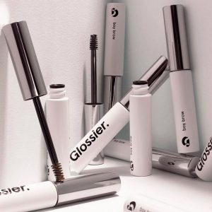 Glossier Makes its way to the UK; 6 must have Glossier products