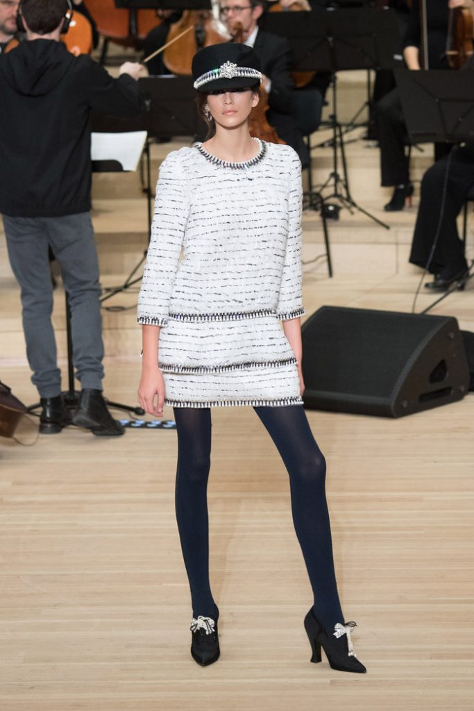 Kaia Gerber Runaway Looks