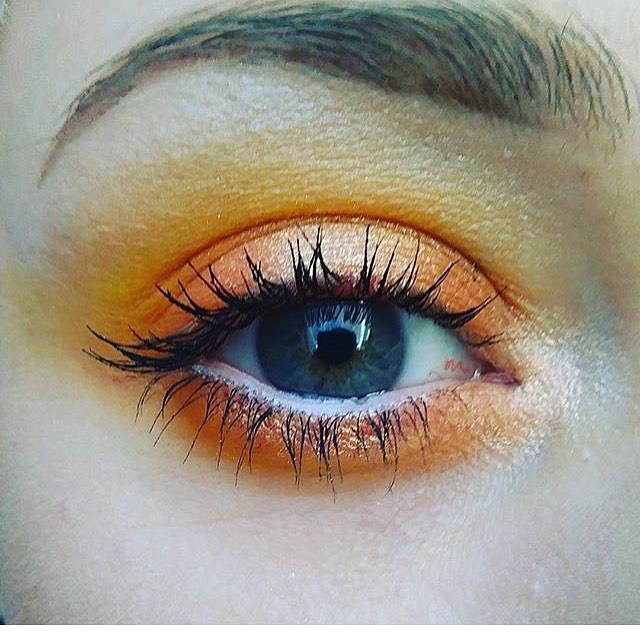 Attractive Orange Eye Shadow