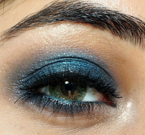 Holiday Ocean Blue Eye
