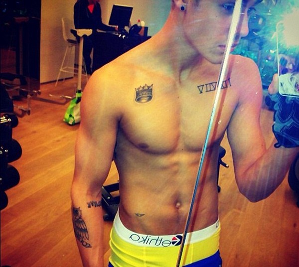 Crown Tattoo On Forehead Meaning