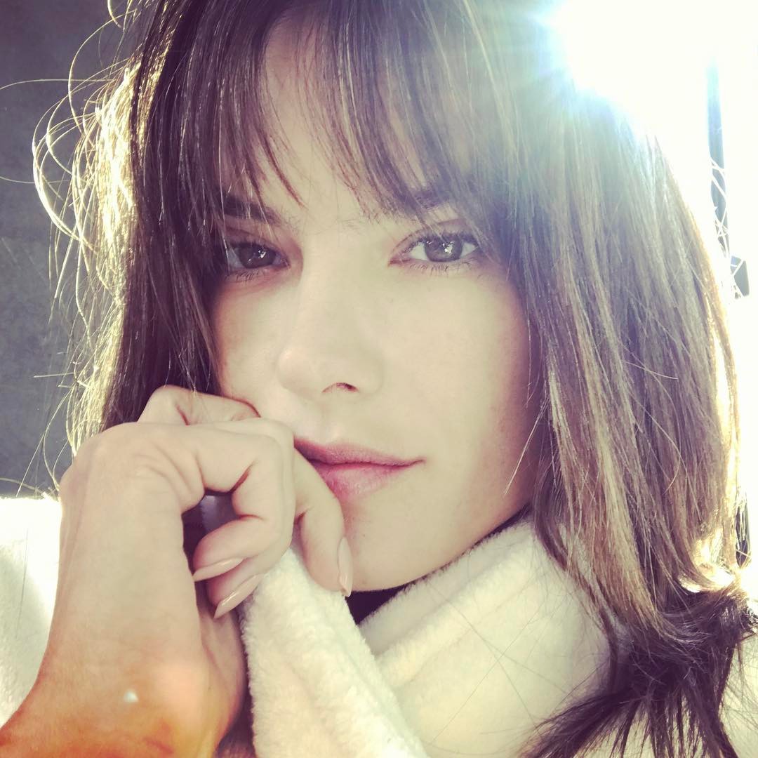 Alessandra Ambrosio bangs hairstyles 2018