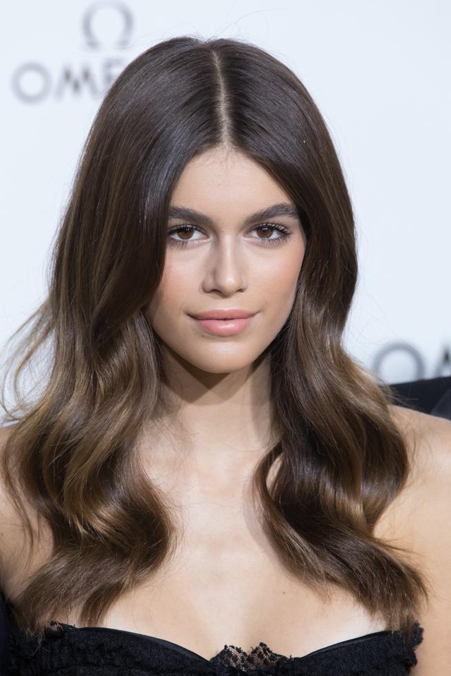 Kaia Gerber root beer hair colors 2018