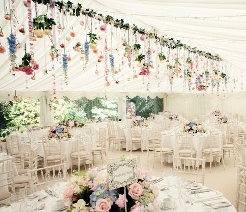 Decorating The Marquee