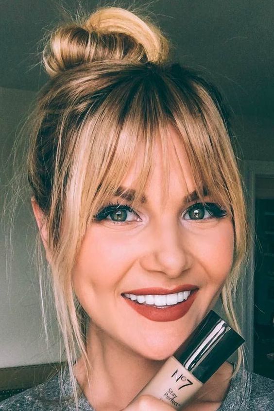 33 Flattering Bangs Hairstyles to Inspire You This Year