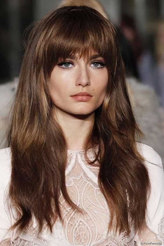 33 Flattering Bangs Hairstyles to Inspire You This Year