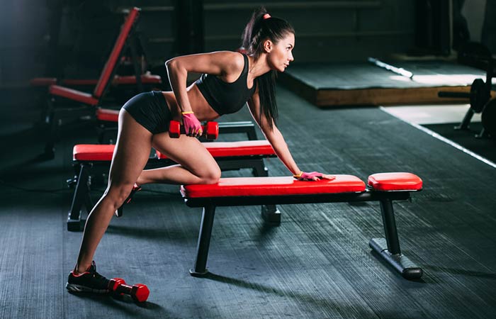 Single-arm Dumbbell Rows 