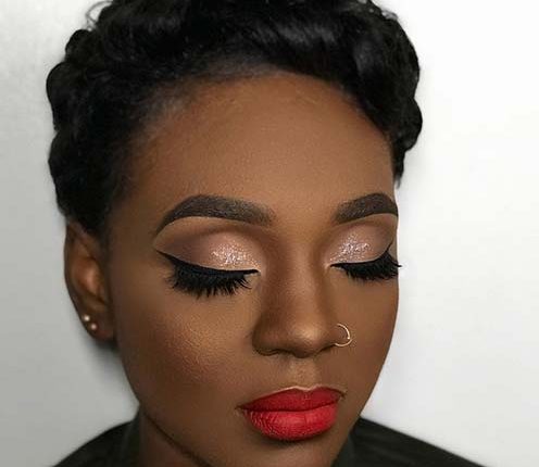 Classic Makeup Look for Prom 