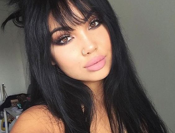 33 Flattering Bangs Hairstyles to Inspire You This Year