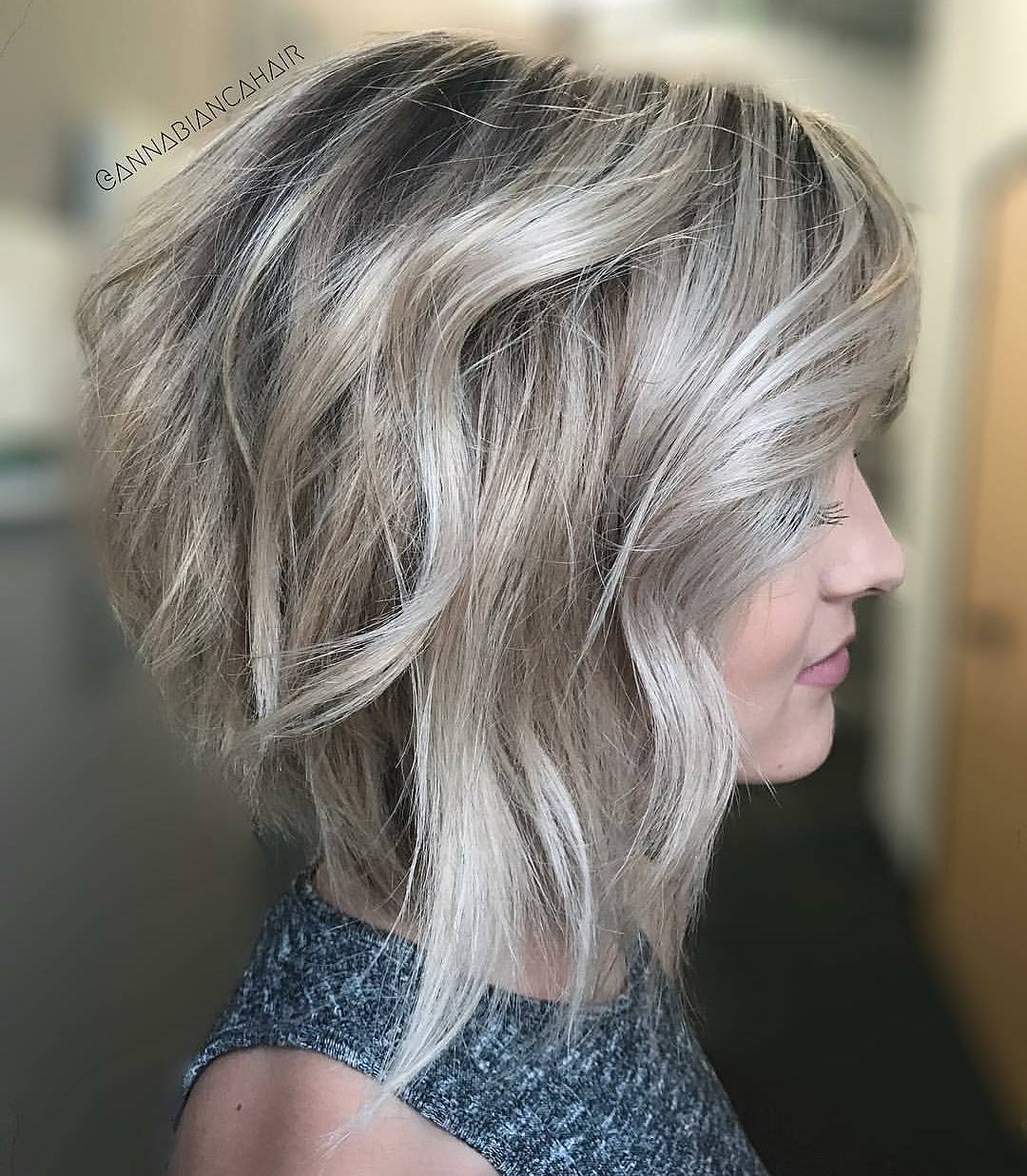 Chic Medium Bob Haircut for Women, Shoulder Length Bob Hairstyle Designs