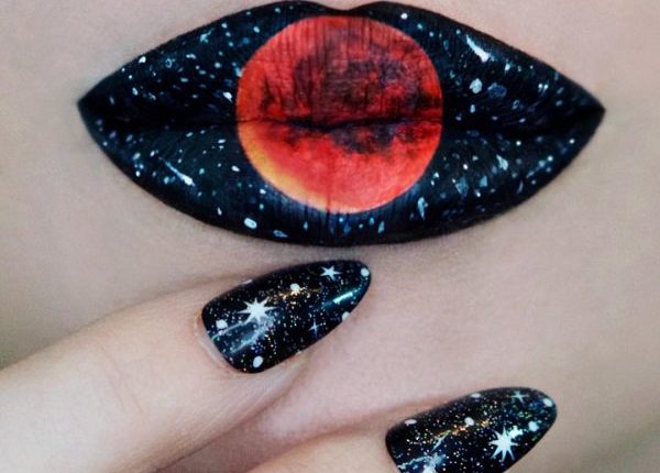 30 Matching nails and lipstick makeups